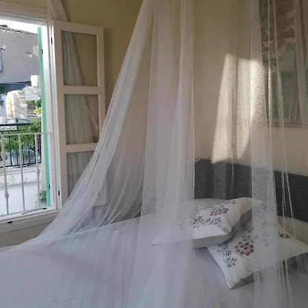 Apartament Laoutaris *