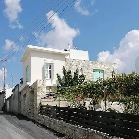Apartment Laoutaris